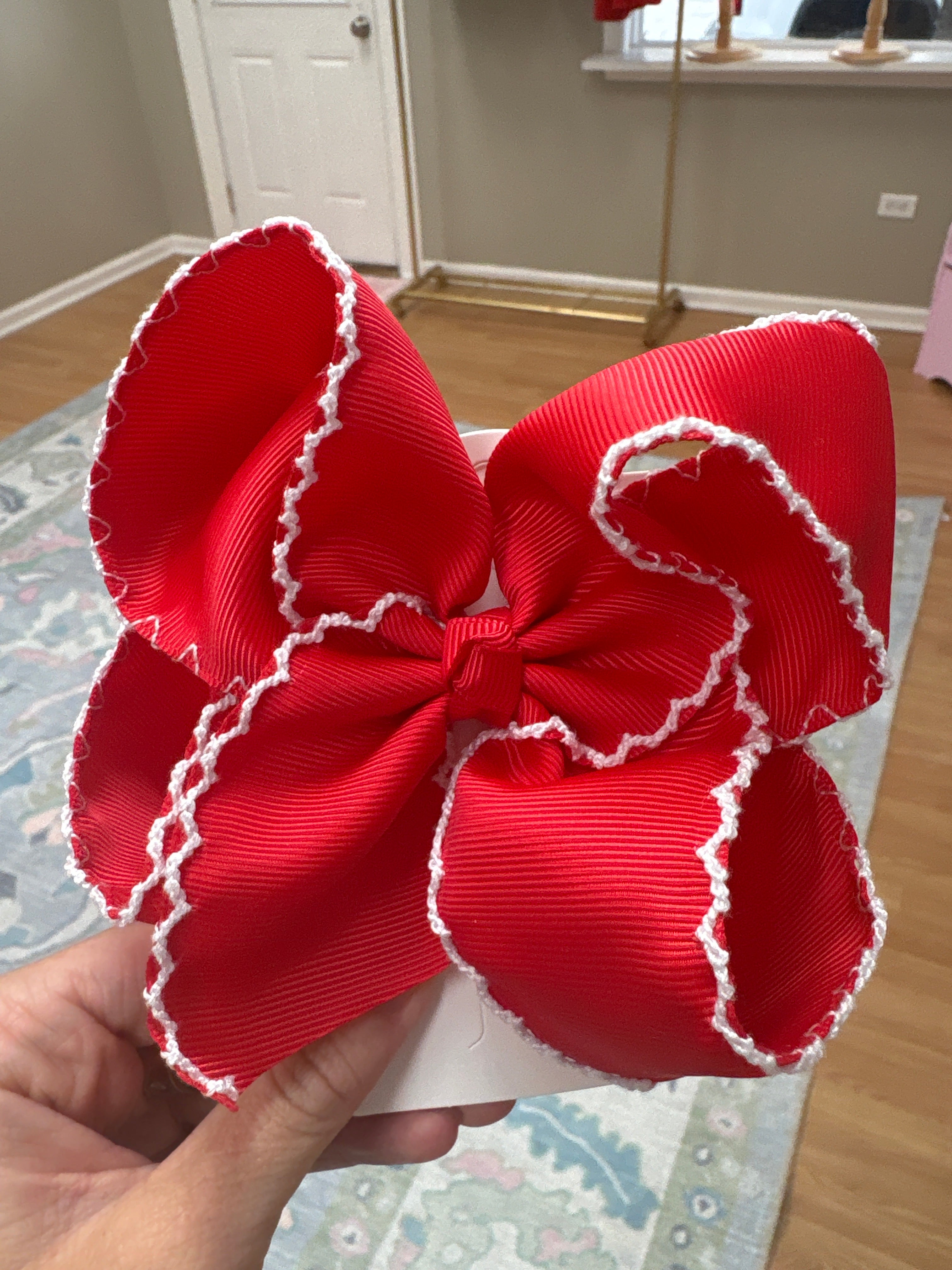 Fun Red Hairbow 5in
