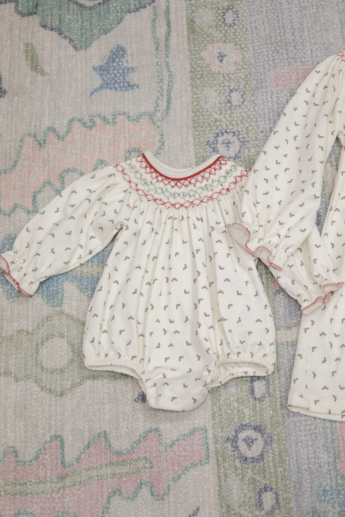 Winter Berries Long Sleeve Bishop Bubble